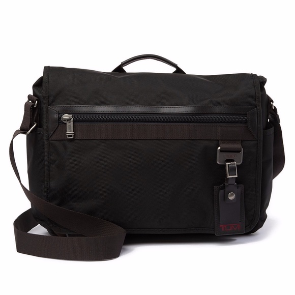 Tumi Messenger Bag / Tumi Travel Kit Duo! - Picture 2 of 8